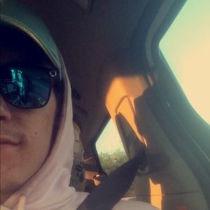 Meet your Posher, Chris